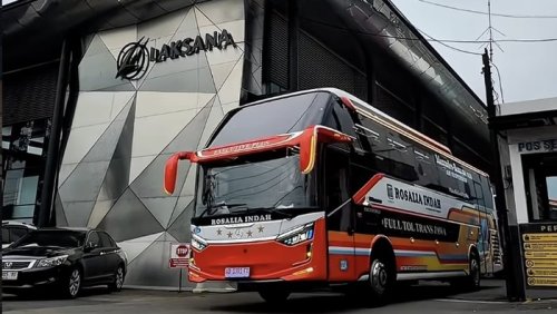 Persiapan Mudik 2026, PO Rosalia Indah Rilis 6 Bus Baru dari Garasi Laksana