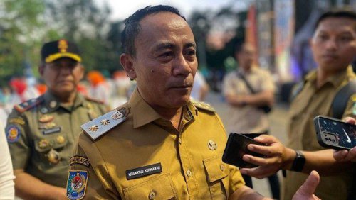 Isi Garasi Wagub Krisantus yang Siap Cium Lutut KDM Jika Bisa Bangun Jalan Kalbar