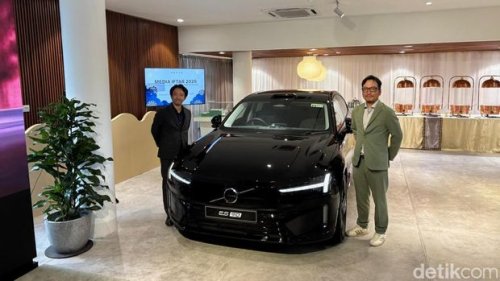 BMW, Audi, Volvo, BMW, Mercy, Audi Dkk Wajib Deg-degan, Volvo ES90 Listrik Hadir di Indonesia