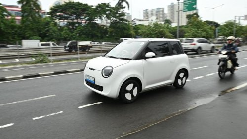 Mudik Pakai Mobil Listrik Mungil? Begini Tipsnya