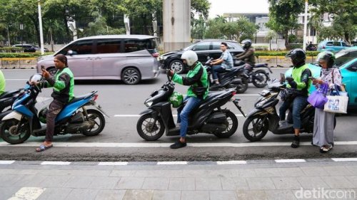Prabowo, Prabowo 'Pamer', Baru di Eranya Ojol Dapet THR