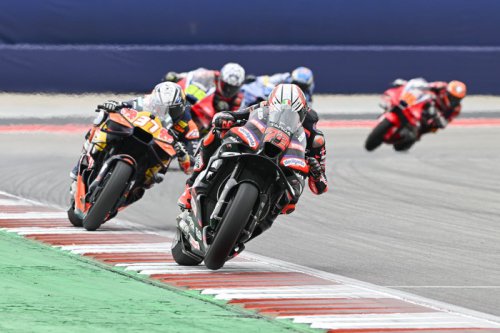 Marco Bezzecchi  Cetak Sejarah, Pimpin Klasemen Sementara MotoGP 2026