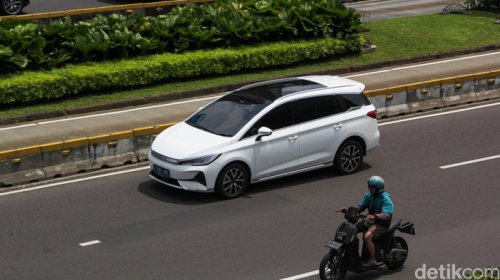 Provinsi yang Bakal Kenakan Pajak buat Mobil-Motor Listrik