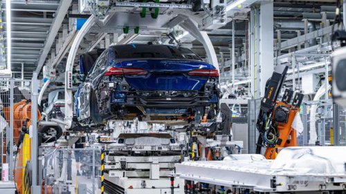 BMW Cetak Rekor Baru, 2 Juta Mobil Listrik Sudah Diproduksi