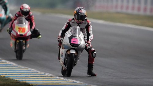 Hasil Moto3 Catalunya 2026: Start dari Posisi 20, Veda Pratama Finis Ke-8