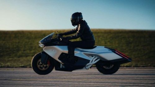 BMW, BMW Motorrad Vision K18 Concept Diperkenalkan, Terinspirasi Pesawat Terbang