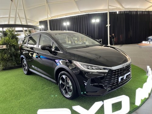 Harga BYD M6 DM Belum Diumumkan, tapi Dijamin Kompetitif
