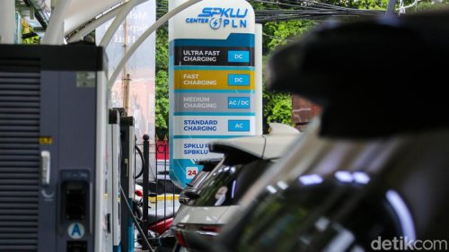 Insentif Mobil Listrik Ditunda, Kapan Bakal Berlaku?