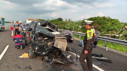 Pelajaran dari Kecelakaan Mobil Anggota DPR di Tol Paspro