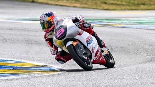 Rival Dihukum 6 Balapan, Veda Ega Naik ke Posisi 3 Klasemen Moto3 2026