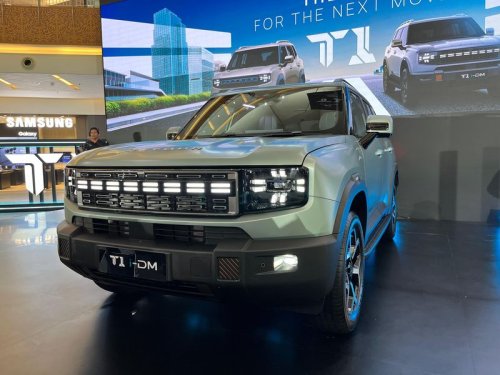 Perbedaan Jetour T1 PHEV dan ICE
