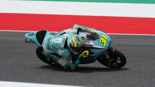 Rival Dihukum 6 Balapan, Veda Ega Naik ke Posisi 3 Klasemen Moto3 2026
