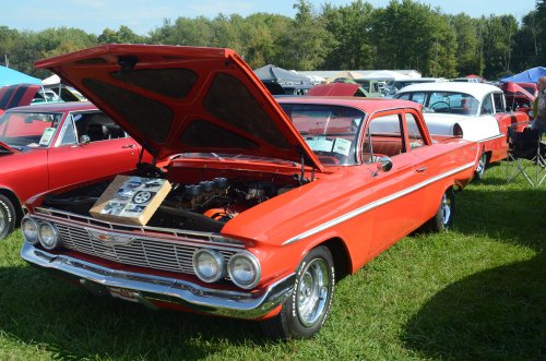 Plenty of Chevy at the Pumpkin Run