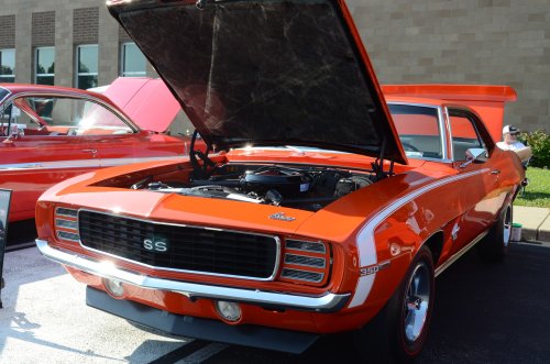 Camaro Came Out to Back the Heroes