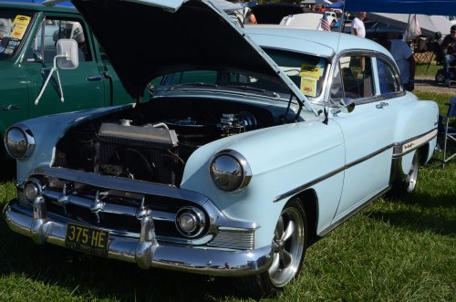 More MoPar Rolled Into the Pumpkin Run