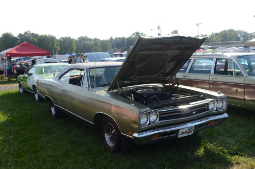 MoPar Slid into the Pumpkin Run