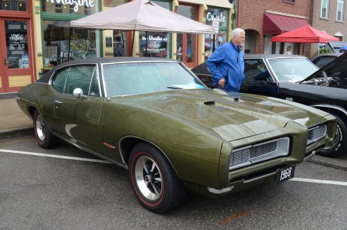 Pontiac Helped to Fight ALS