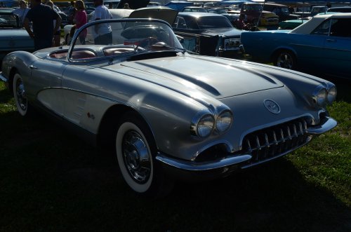 Corvettes At the Pumpkin Run