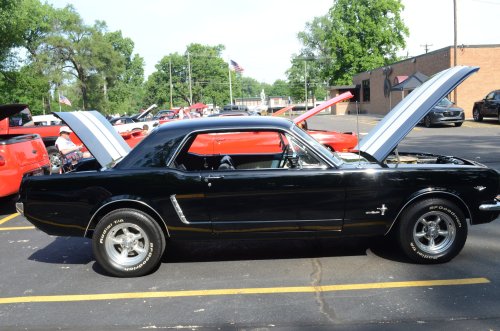 Classics At the Shrine Car Show