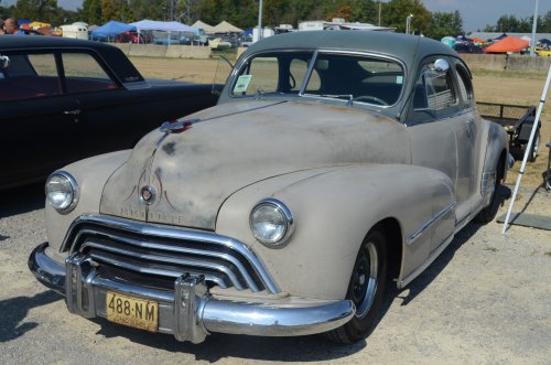 Oldsmobile At the Pumpkin Run