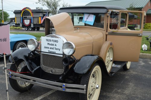 Oldies Rolled Into Sycamore