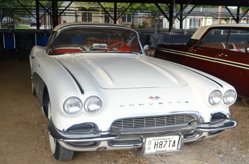 Vettes Made It to the Pumpkin Run