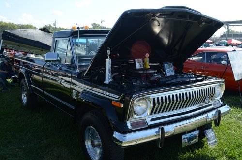 Trucks Rolled Into the Pumpkin Run Nationals.