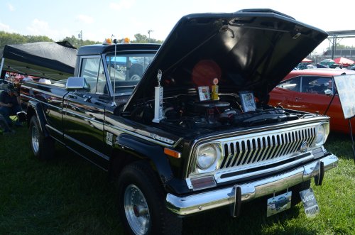 Trucks Rolled Into the Pumpkin Run Nationals.