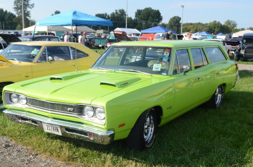 MoPar Slid into the Pumpkin Run