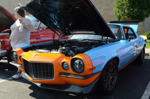 Camaro Came Out to Back the Heroes