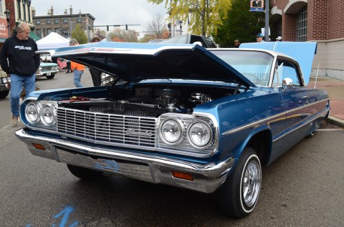 Customs Rolled Into Newport