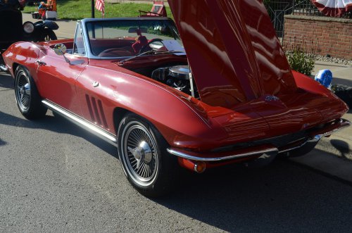 Corvettes Sailed into Batavia for the Downtown Throwdown