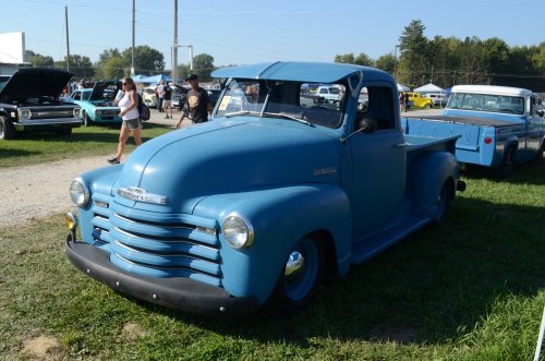 Trucks At the Pumpkin Run