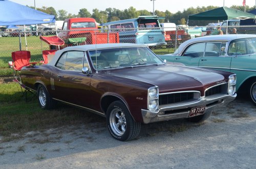 Pontiac Gone but Not Forgotten, At Least at the Pumpkin Run