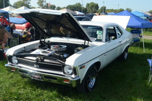 Plenty of Chevy at the Pumpkin Run