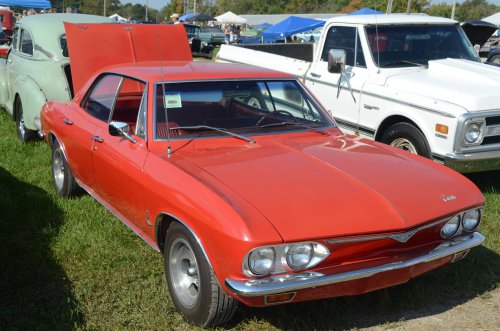 Plenty of Chevy at the Pumpkin Run