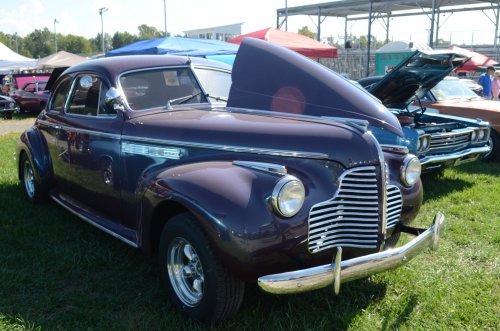 Cars Flood the Clermont County Fairgrounds