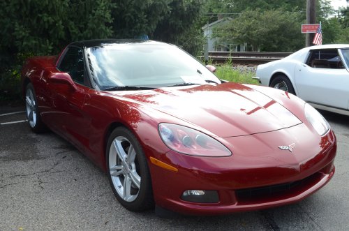 Corvettes Have Their Place at the Glendale Gathering