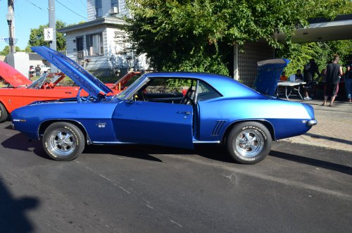 Camaro Ponied into North College Hill.