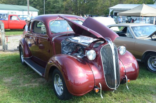 Old Cars Among the Old Cars at the Pumpkin Run
