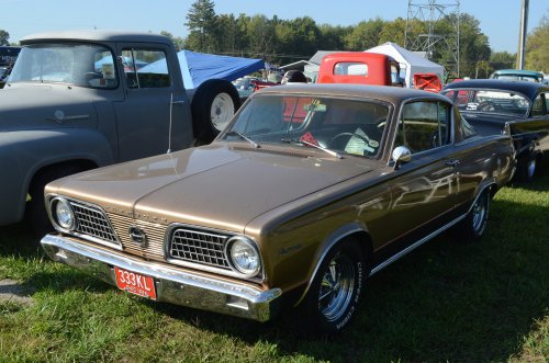 A Perfect Weekend to Show Off Cars