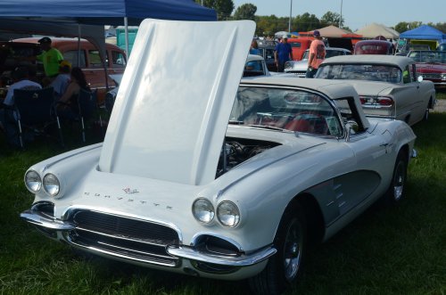 Vettes Made It to the Pumpkin Run