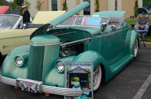 Oldies Rolled Into Sycamore