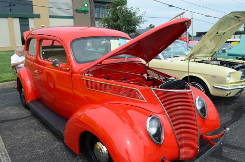 Oldies Rolled Into Sycamore