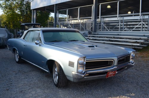 Pumpkin Run Pontiacs