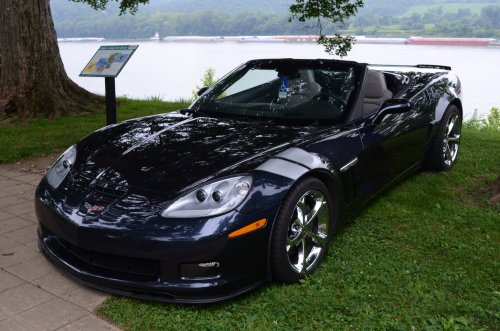 Corvettes Joined in to go Rollin' On the River
