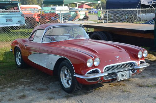 Vettes Made It to the Pumpkin Run