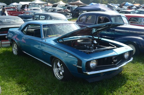 Camaro Came to the Pumpkin Run