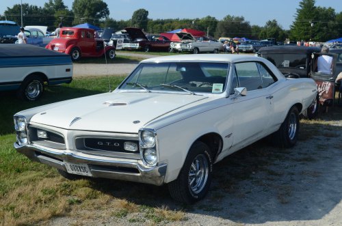 Pontiac Gone but Not Forgotten, At Least at the Pumpkin Run