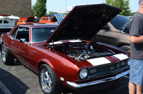 Camaro Came Out to Back the Heroes